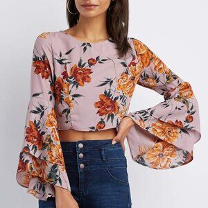 🌸 Charlotte Russe Floral Bell Sleeve Crop Top 🌸